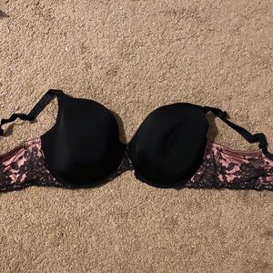 40DDD BLACK TORRID BRA